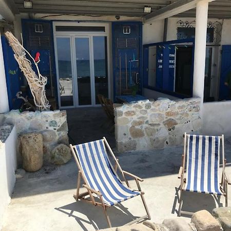 Le Cabanon Bleu Sur La Plage Marsilia Exterior foto